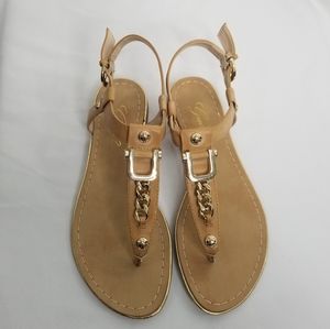 NIB Guess gwREHAN Sandals